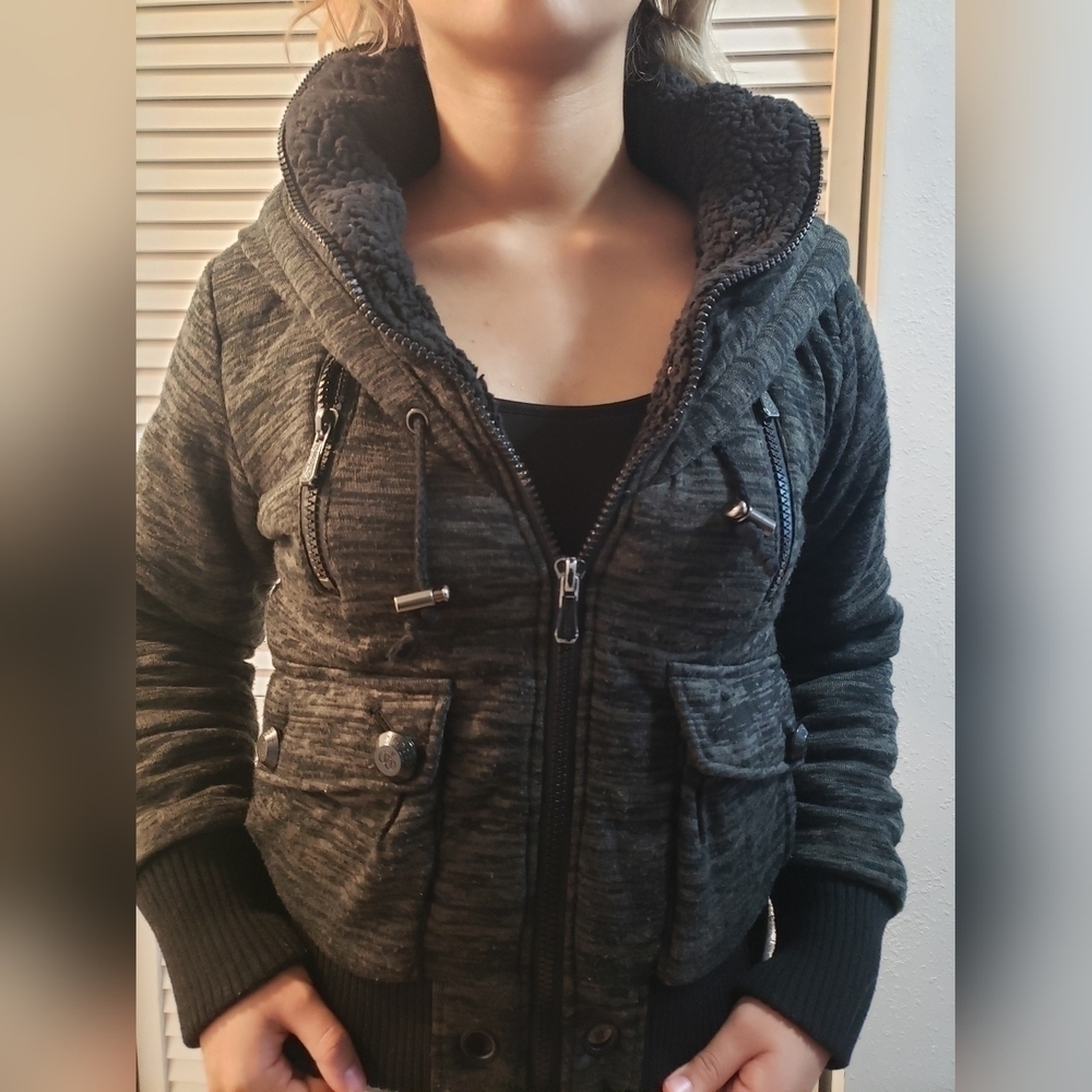 Vintage DEEP Thick Jacket with faux fur neck lining (lined inner), Size S/M